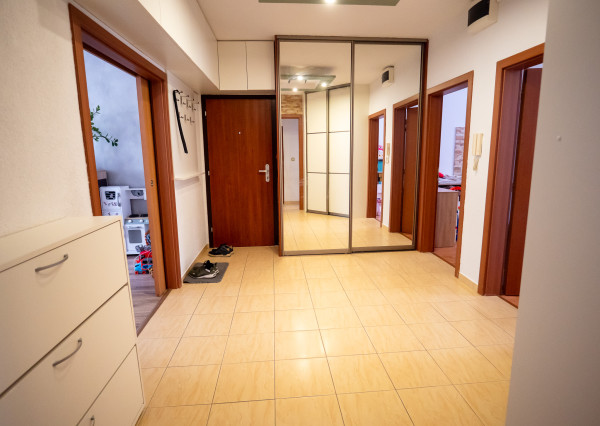 Predaj 4-izbový byt Krompachy -  Lorencová ulica