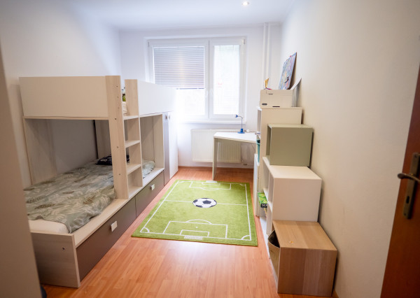 Predaj 4-izbový byt Krompachy -  Lorencová ulica