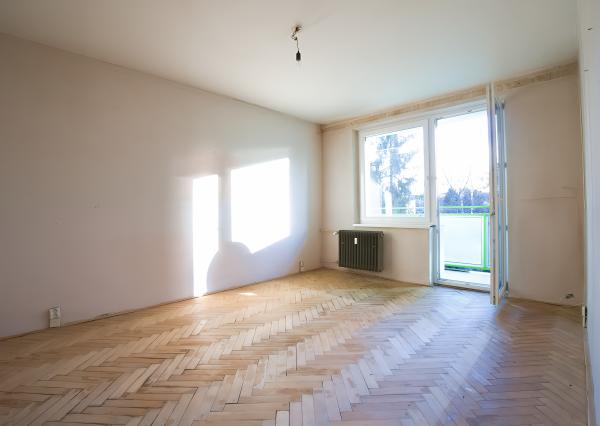 Byt 3+1 (71 m2) s loggiou, ul. Dubová Sp. Nová Ves