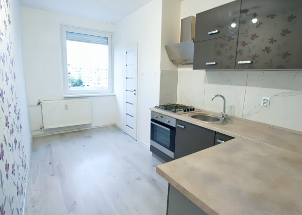 Byt 3+1 (65 m2) ul. Komenského sídl. Mier Sp. Nová Ves