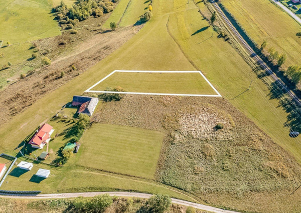 Atraktívny rekreačný pozemok (2221 m2) Tretí Hámor