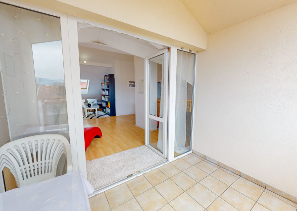 REZERVOVANÝ Veľký mezonet 4+1 (199 m2) s loggiou centrum Sp. Nová Ves