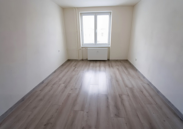 PRENÁJOM! Byt 2+1 (54 m2) centrum, Spišská Nová Ves