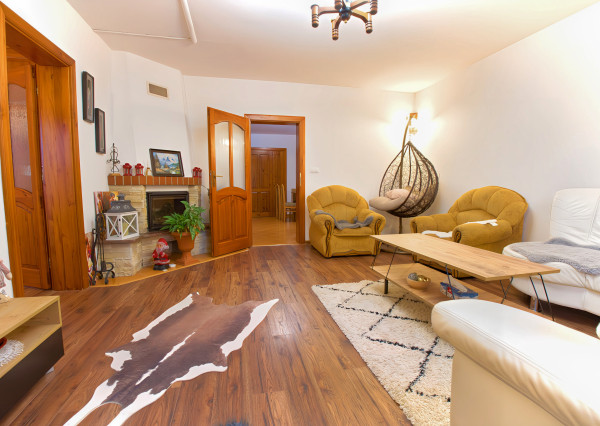 RD s penziónom v rekreačnej oblasti Hnilčík SKI Mraznica