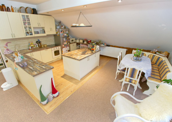 RD s penziónom v rekreačnej oblasti Hnilčík SKI Mraznica