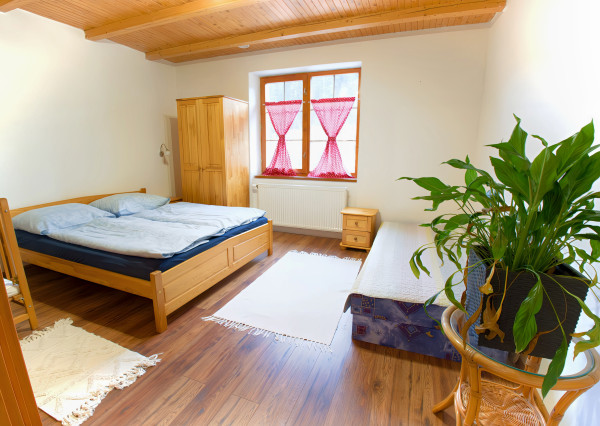 RD s penziónom v rekreačnej oblasti Hnilčík SKI Mraznica