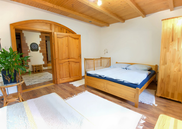 RD s penziónom v rekreačnej oblasti Hnilčík SKI Mraznica