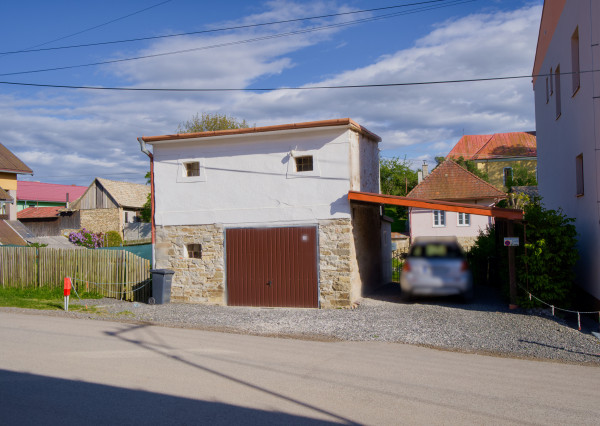 Atraktívny vidiecky rodinný dom Vydrník pod lesom