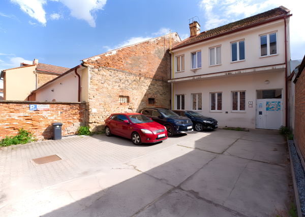 Podnikateľský priestor (70 m2) centrum Sp. Nová Ves