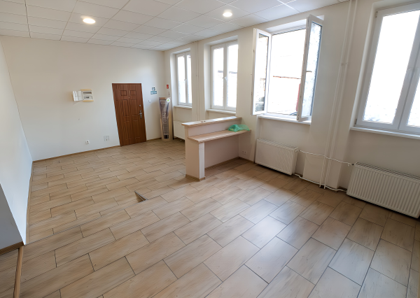 Podnikateľský priestor (70 m2) centrum Sp. Nová Ves