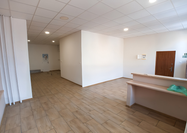 Podnikateľský priestor (70 m2) centrum Sp. Nová Ves