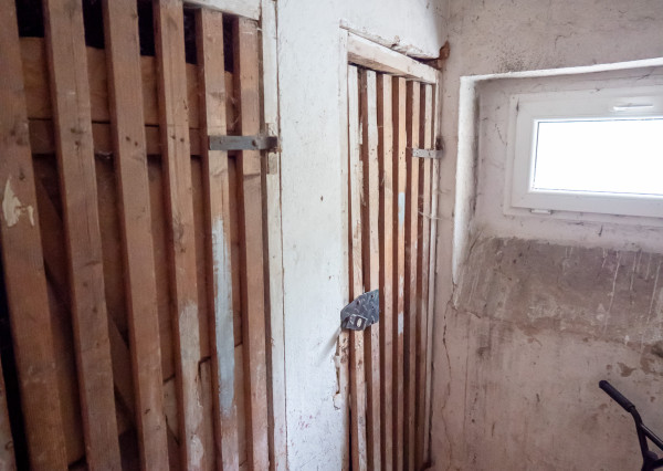 REZERVOVANÉ - 2 Izbový byt s balkónom v pôvodnom stave - Krompachy