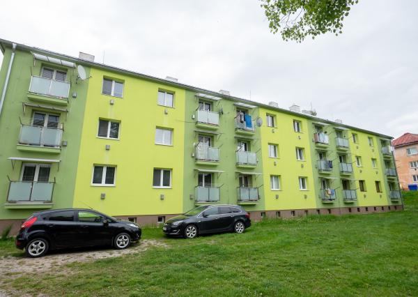 REZERVOVANÉ - 2 Izbový byt s balkónom v pôvodnom stave - Krompachy