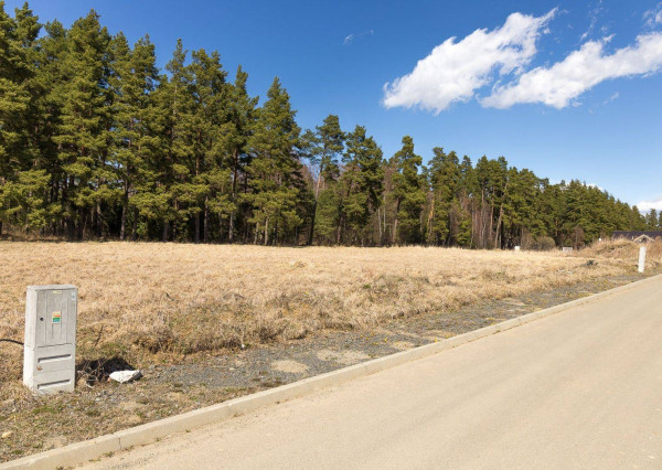 Pozemok pri lese (1441 m2), Veľká Lomnica