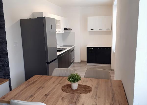 PRENÁJOM! Byt 2+1 (54 m2) centrum, Spišská Nová Ves