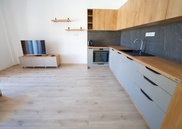 Byt NOVOSTAVBA 2+1 (70 m2) terasa, státie Sp. Nová Ves