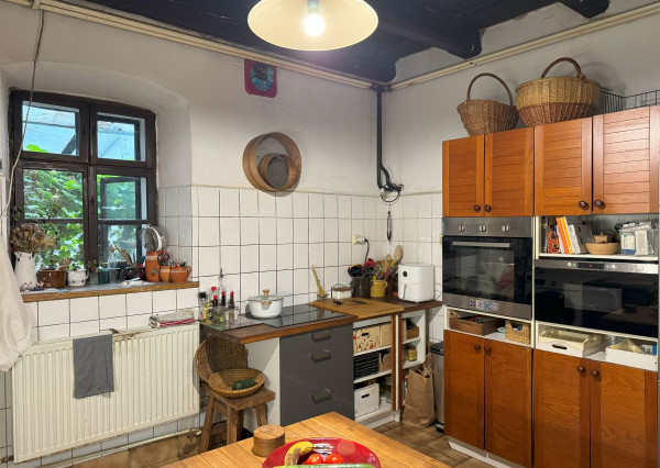 Meštiansky dom s veľkým pozemkom (1 546 m2) v centre Levoče