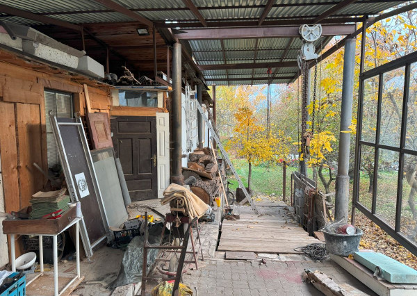 Meštiansky dom s veľkým pozemkom (1 546 m2) v centre Levoče