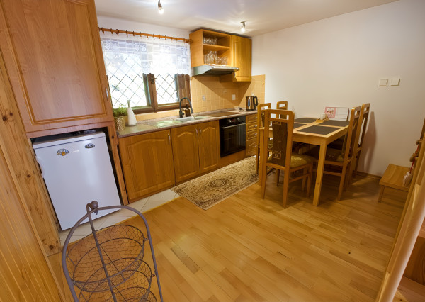 REZERVOVANÉ! Celoročne využiteľná chata Ráztoky Hnilčík pri Slovenskom raji