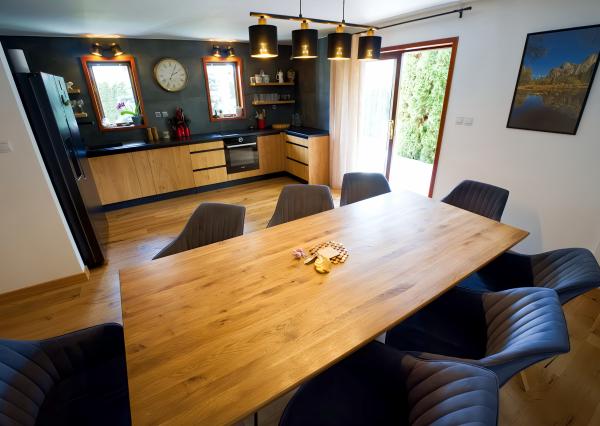 Multifunkčný chalet s veľkým pozemkom (1656 m2) Veľká Lomnica