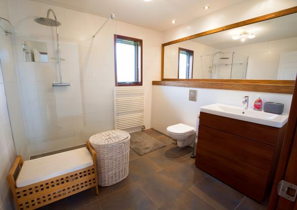 Multifunkčný chalet s veľkým pozemkom (1656 m2) Veľká Lomnica