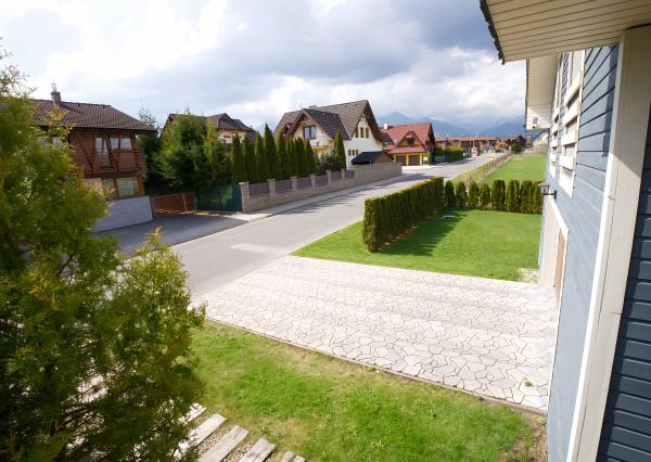 Multifunkčný chalet s veľkým pozemkom (1656 m2) Veľká Lomnica