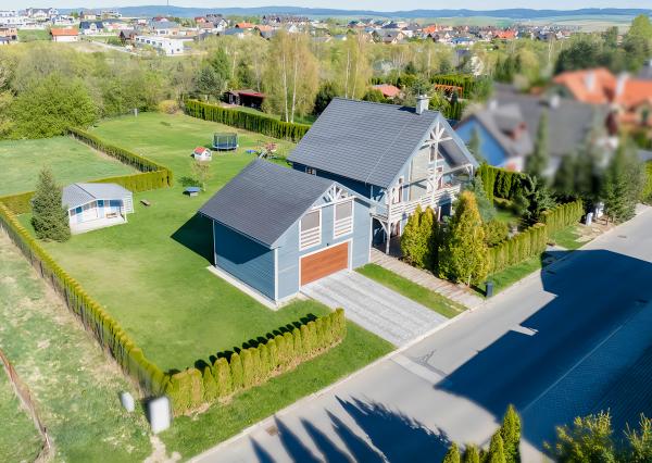 Multifunkčný chalet s veľkým pozemkom (1656 m2) Veľká Lomnica