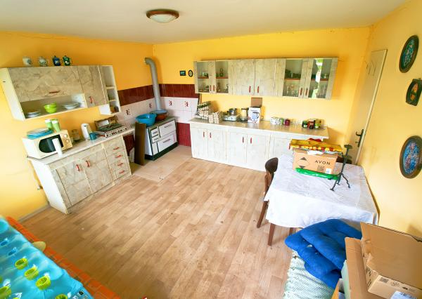 Rodinný dom (654 m2), garáž, altánok, záhrada Smižany