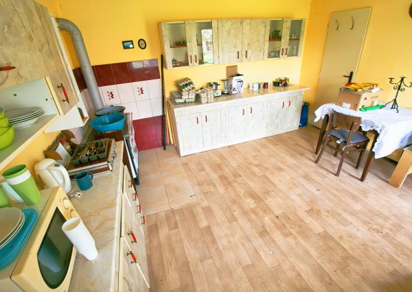 Rodinný dom (654 m2), garáž, altánok, záhrada Smižany