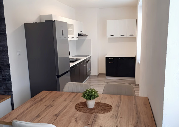 PRENÁJOM! Byt 2+1 (54 m2) centrum, Spišská Nová Ves
