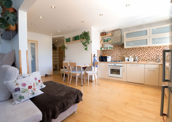 VEĽKÝ BYT  3+1 (75 m2) loggia, sídl. Mier Spišská Nová Ves