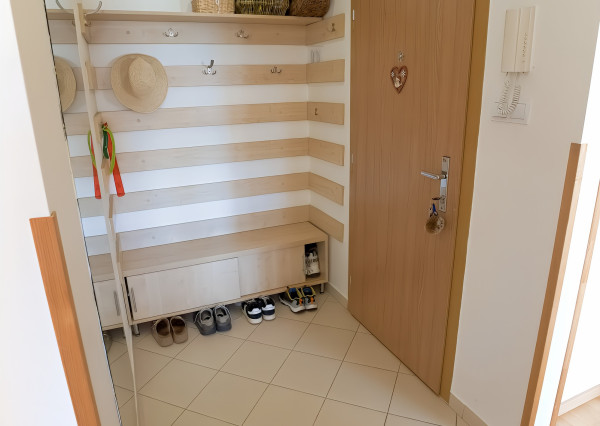 VEĽKÝ BYT  3+1 (75 m2) loggia, sídl. Mier Spišská Nová Ves