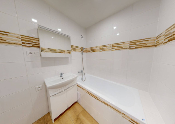 REZERVOVANÉ Byt 2+1 s loggiou (56 m2), sídl. Západ I. Sp. Nová Ves