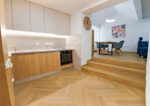 NOVOSTAVBA! Nadštandardný byt 2+1 (88 m2) centrum mesta SNV