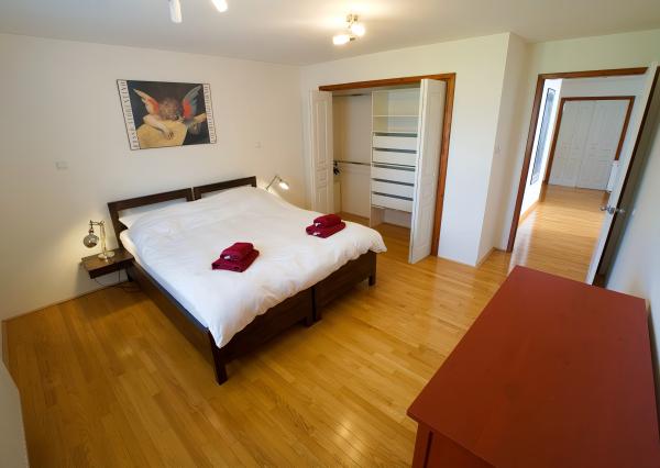 Multifunkčný chalet s veľkým pozemkom (1656 m2) Veľká Lomnica