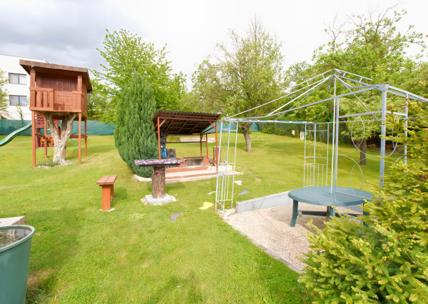 Atraktívny multifunkčný pozemok (1748 m2) v Levoči