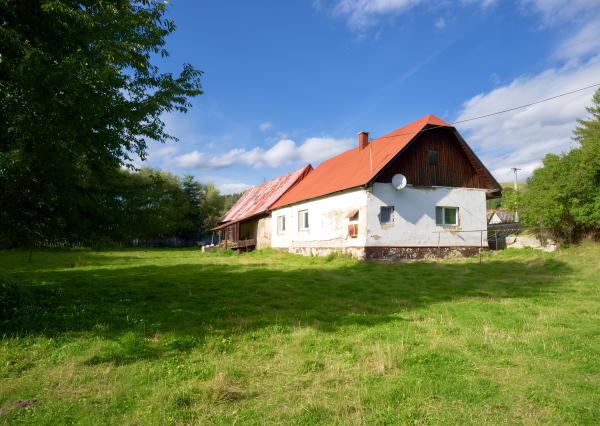 Chalupa s veľkým pozemkom (1890 m2) Torysky Lev. vrchy
