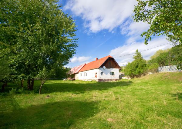 Chalupa s veľkým pozemkom (1890 m2) Torysky Lev. vrchy