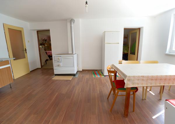 Chalupa s veľkým pozemkom (1890 m2) Torysky Lev. vrchy