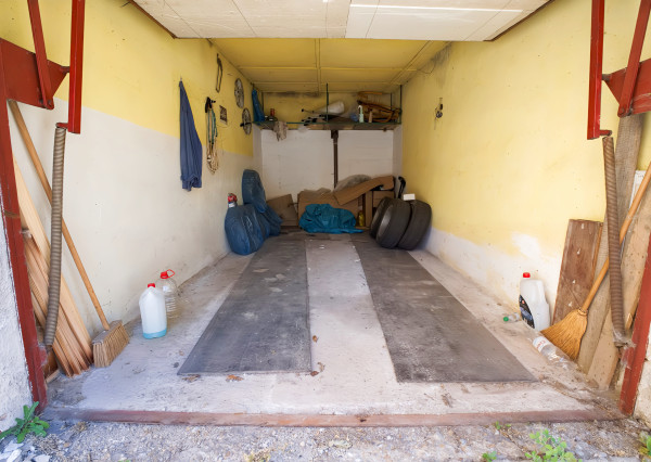 Garáž (17 m2) s pivnicou, ul. Levočská Spišská Nová Ves