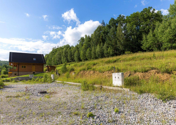 Stav. pozemky - rekreačné domy