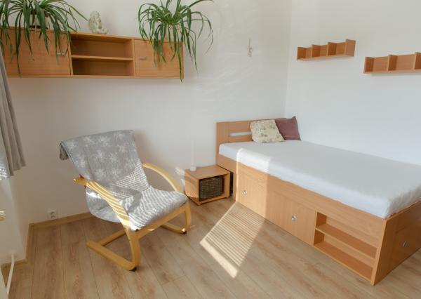 Byt 3+1 (72 m2) s loggiou, ul. Javorová sídl. Tarča SNV