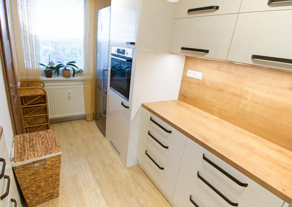 Byt 3+1 (72 m2) s loggiou, ul. Javorová sídl. Tarča SNV