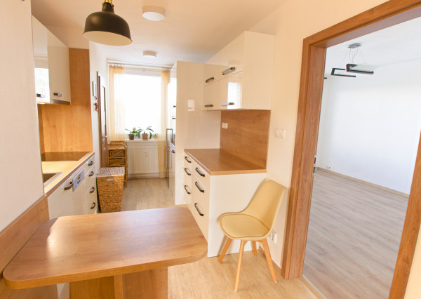 Byt 3+1 (72 m2) s loggiou, ul. Javorová sídl. Tarča SNV