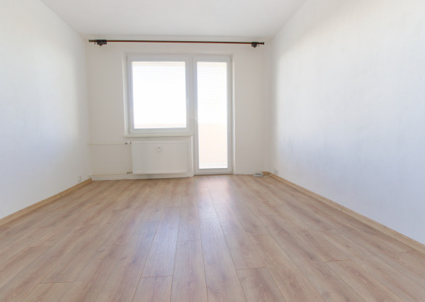 Byt 3+1 (72 m2) s loggiou, ul. Javorová sídl. Tarča SNV