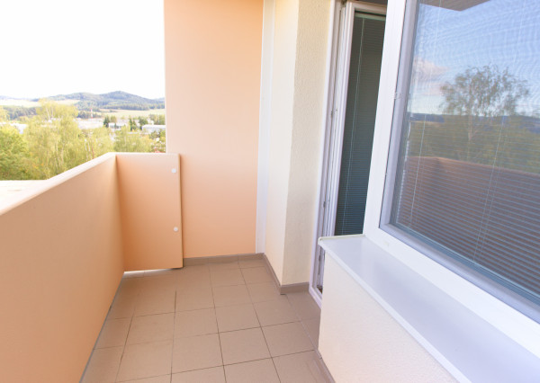 Byt 3+1 (72 m2) s loggiou, ul. Javorová sídl. Tarča SNV