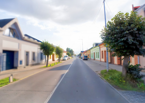 Byt 4+1 (135 m2) s loggiou blízko žel. stanice a centra Sp. Nová Ves