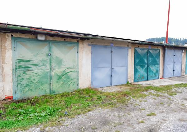 Znížená cena! Garáž (20 m2) pri Židovskom cintoríne, Sp. Nová Ves