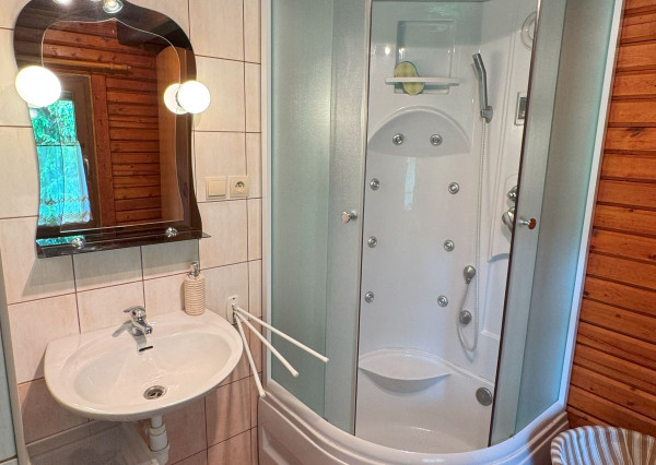 Cena dohodou ! Rekreačná chata v Levočskej doline