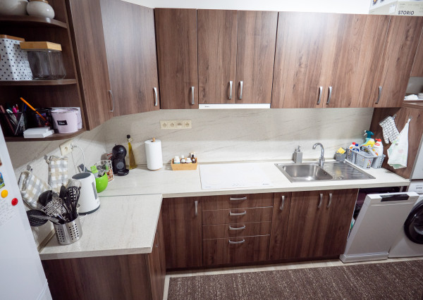 3-izbový, nadštandardne veľký byt s balkónom -  Krompachy